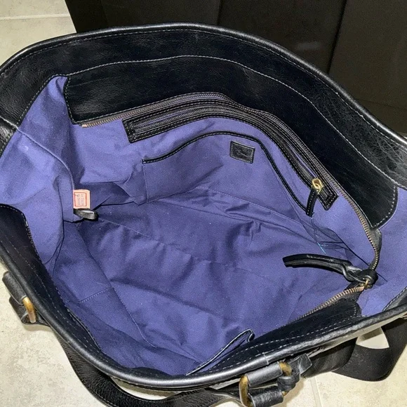 Dooney & Bourke Black Leather Tote Bag - Picture 4 of 4